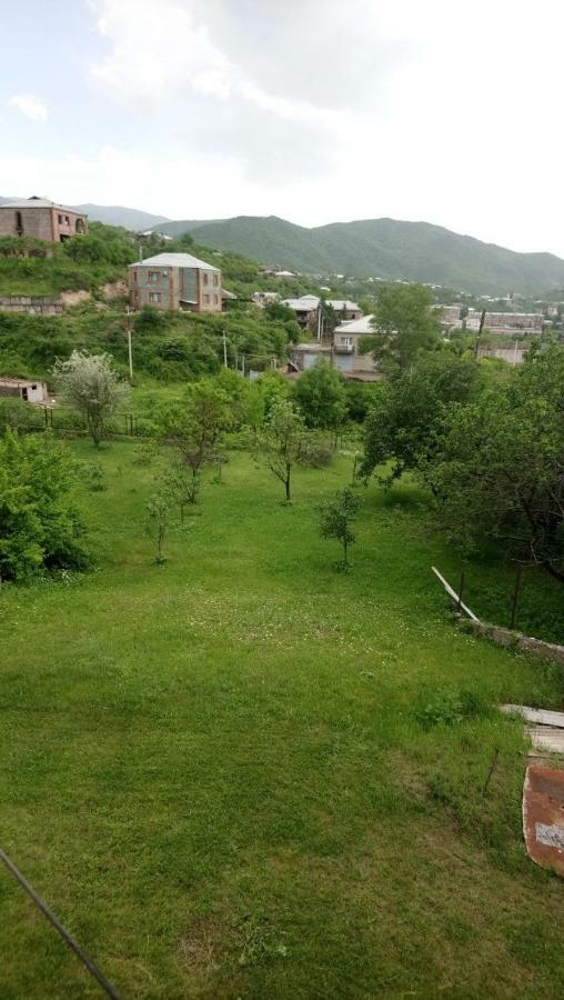 Luse Guest House Ijevan Ngoại thất bức ảnh